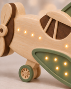 Lampe Avion ORAWOOD, détail du pin massif et de la finition
