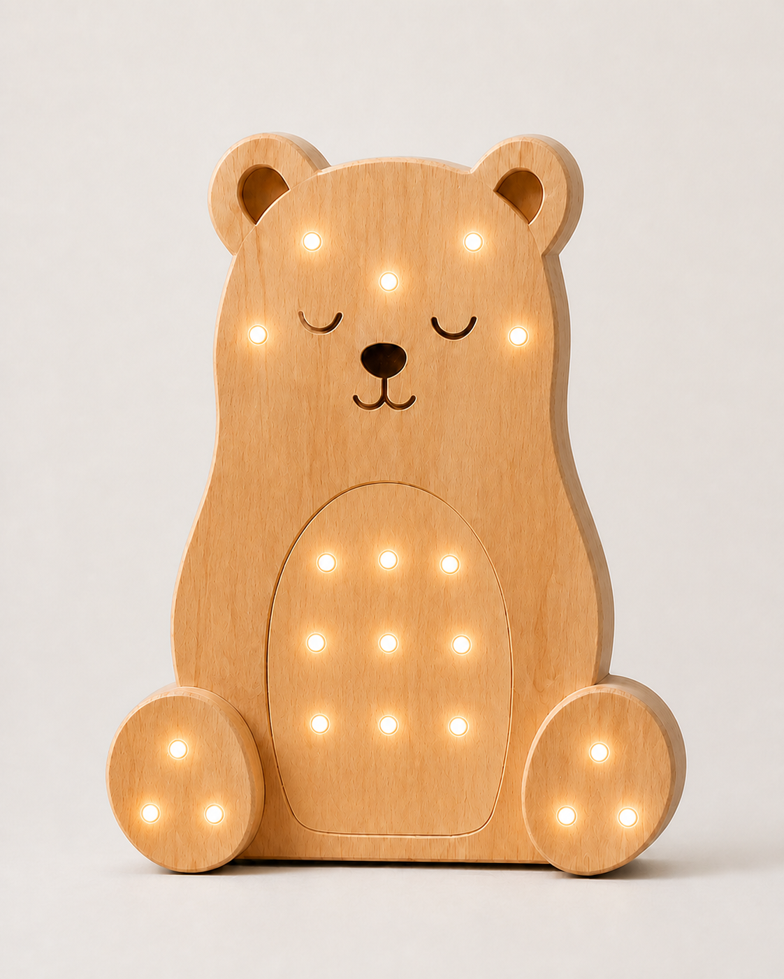Lampe veilleuse Ours ORAWOOD en pin massif, allumée